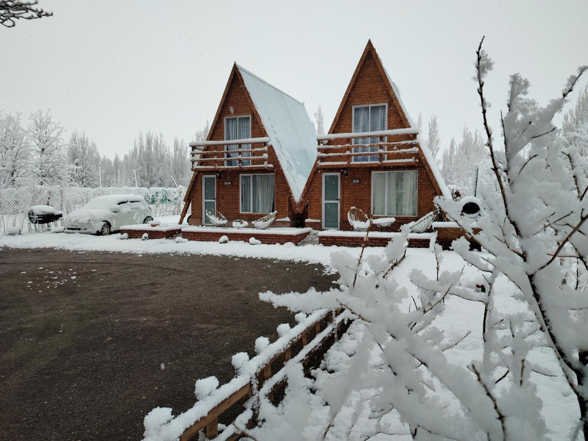 Cabanas Alpinas Alumine Perito Moreno Eksteriør billede